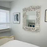 Summer Breeze Apartment, In The Historic Centre Of *