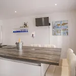 Summer Breeze Apartment, In The Historic Centre Of *
