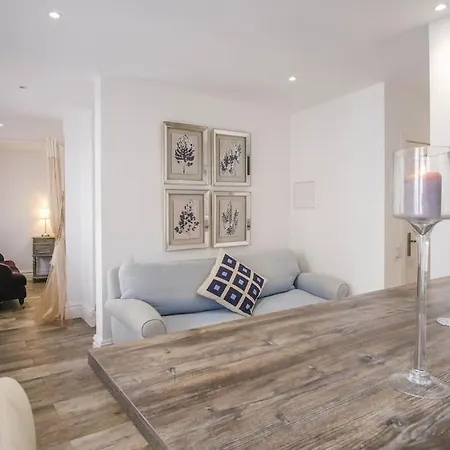Summer Breeze Apartment, In The Historic Centre Of Apartment *