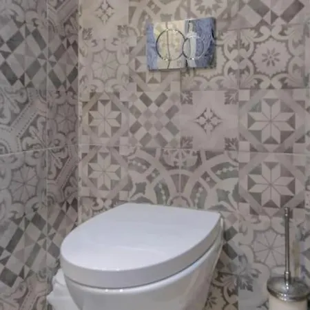 Summer Breeze Apartment, In The Historic Centre Of * Lagos