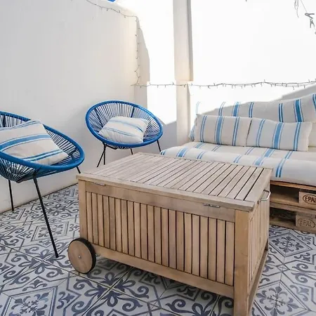 Summer Breeze Apartment, In The Historic Centre Of Apartment Lagos