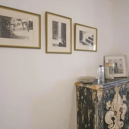 Summer Breeze Apartment, In The Historic Centre Of * Lagos