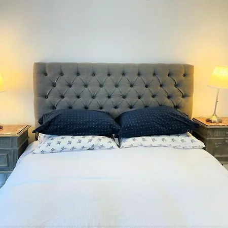 Summer Breeze Apartment, In The Historic Centre Of * Lagos