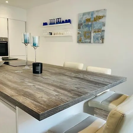 公寓 Summer Breeze Apartment, In The Historic Centre Of