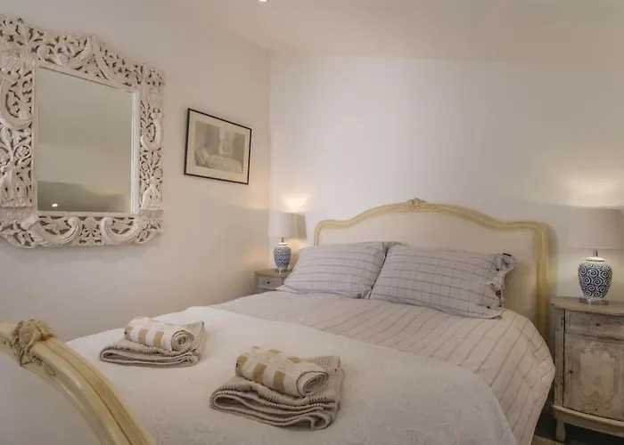 Summer Breeze Apartment, In The Historic Centre Of Lägenhet Lagos