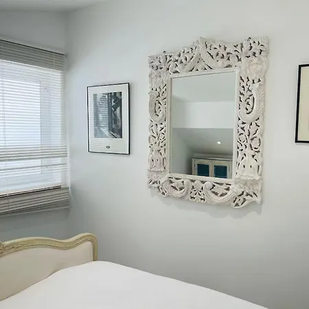 Summer Breeze Apartment, In The Historic Centre Of *